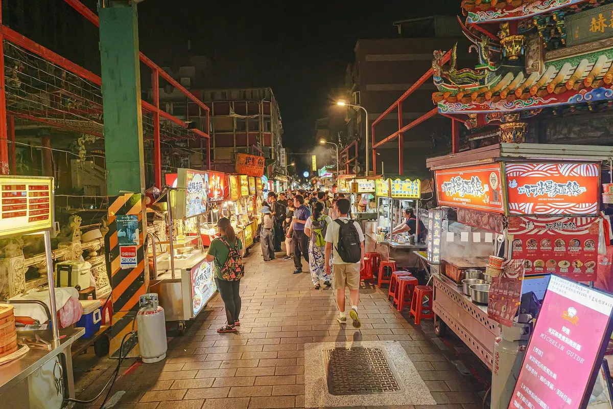 Taiwan Free & Easy 8D7N — Day 2 — Private day tour: Yehliu · Jiufen · Shifen